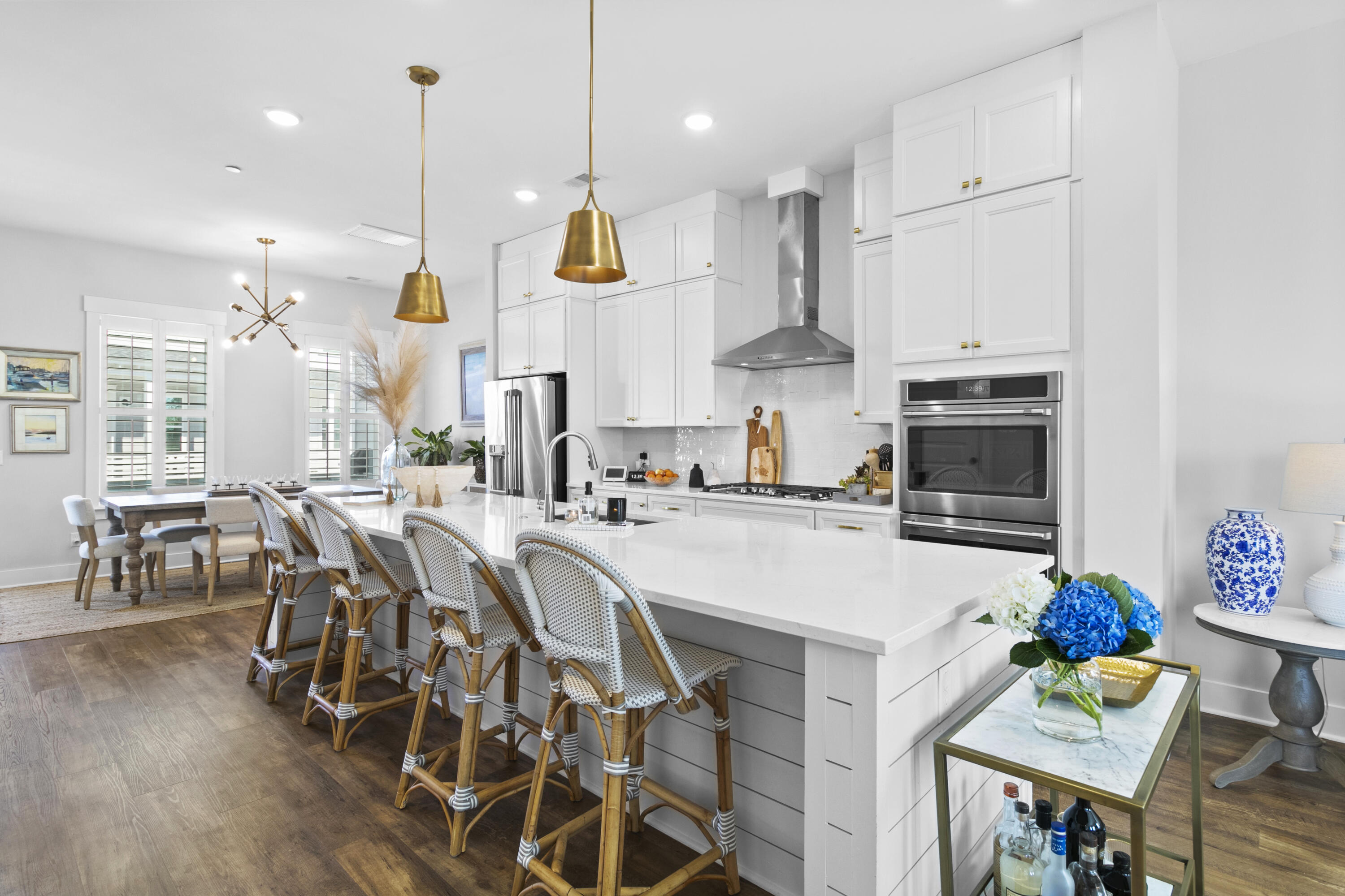 1109 Studdingsail Lane Charleston, SC 29412 - Photo 16 of 50 Casual Dining!