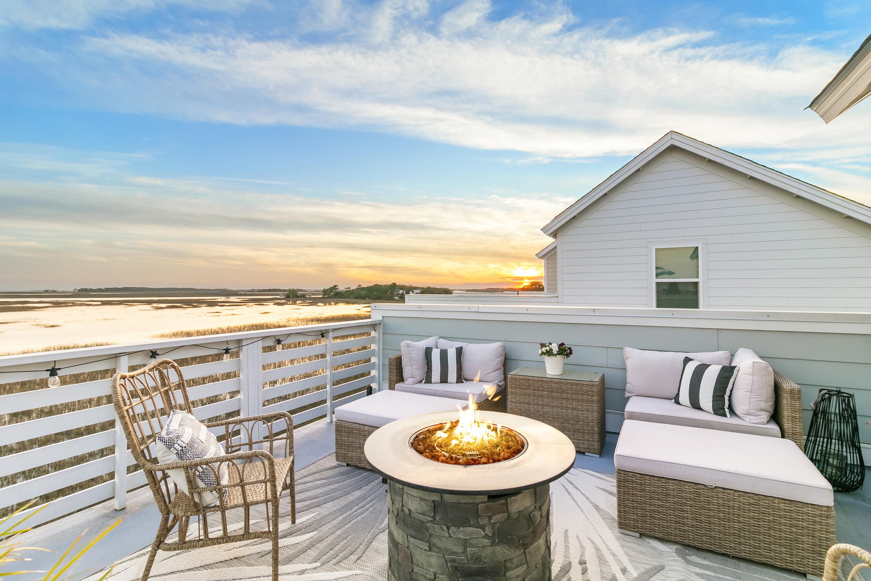1109 Studdingsail Lane Charleston, SC 29412 - Photo 4 of 50 Paradise Found!