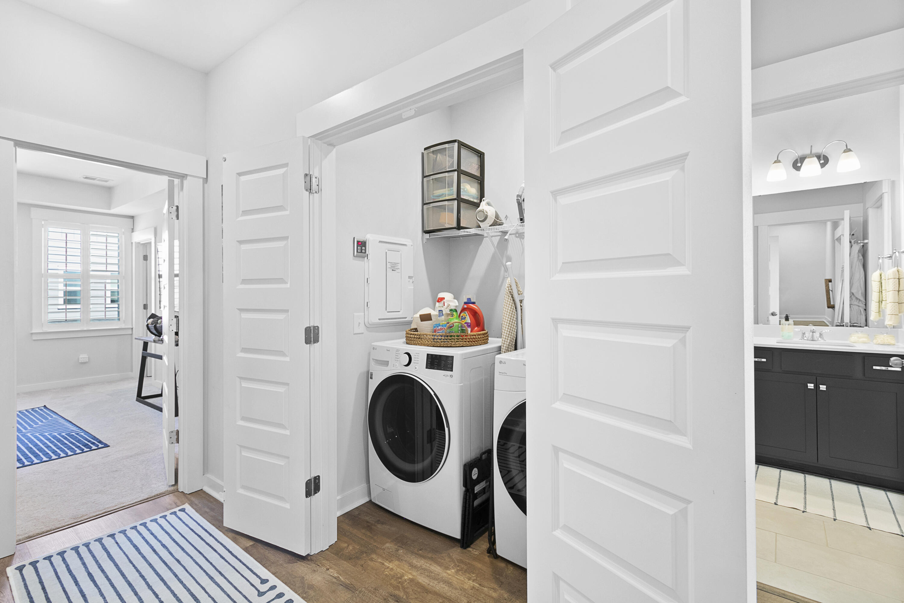 1109 Studdingsail Lane Charleston, SC 29412 - Photo 45 of 50 Laundry Room