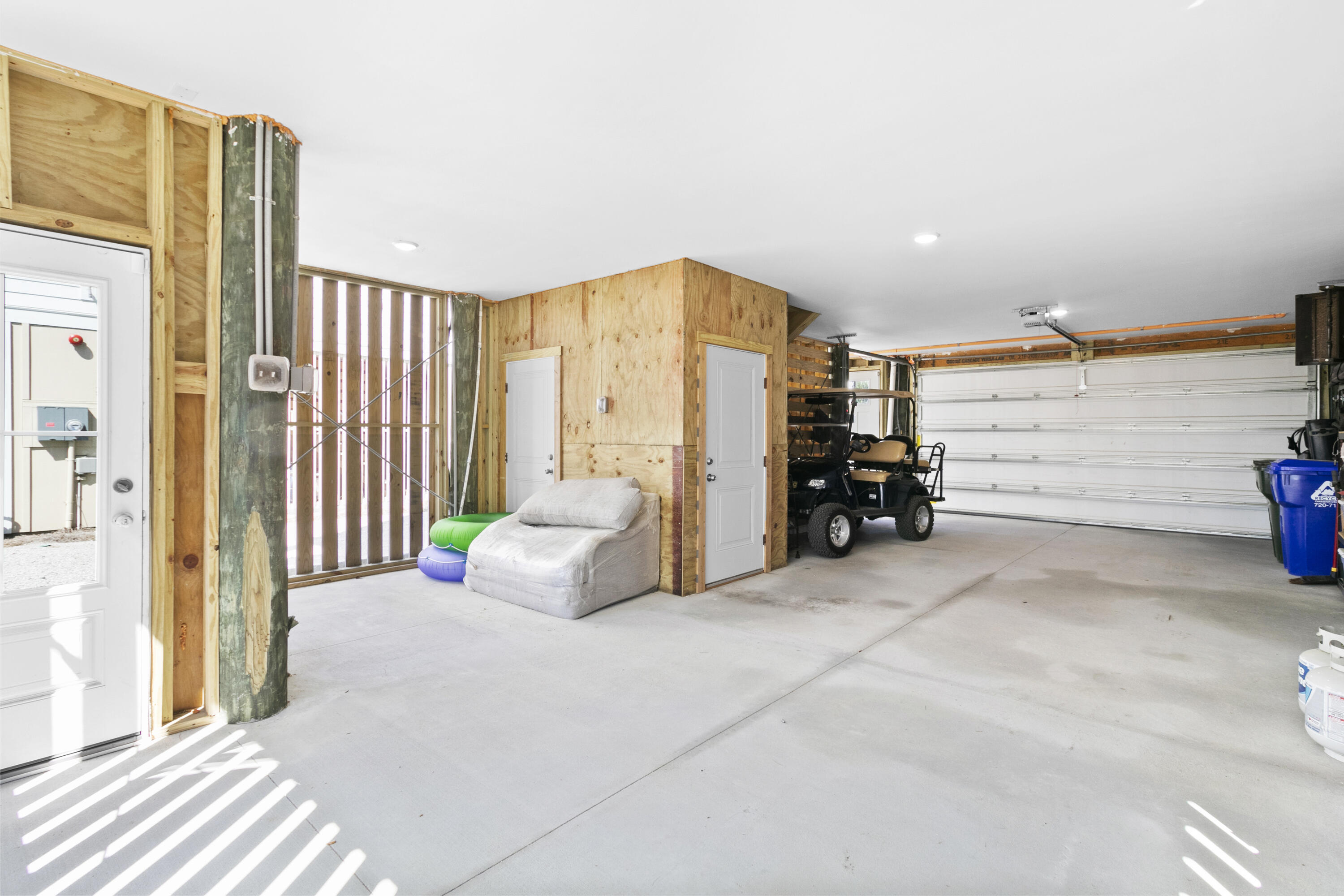 1109 Studdingsail Lane Charleston, SC 29412 - Photo 49 of 50 LARGE garage
