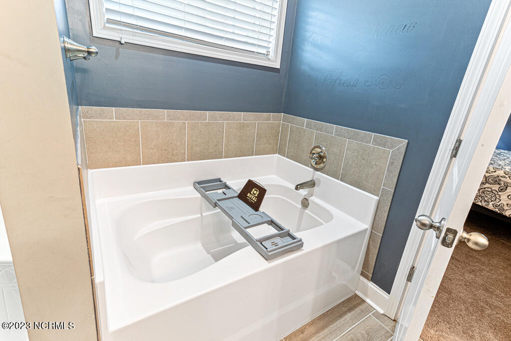 480 Star Ridge Road Carthage, NC 28327 - Photo 19 of 35 Master Bath