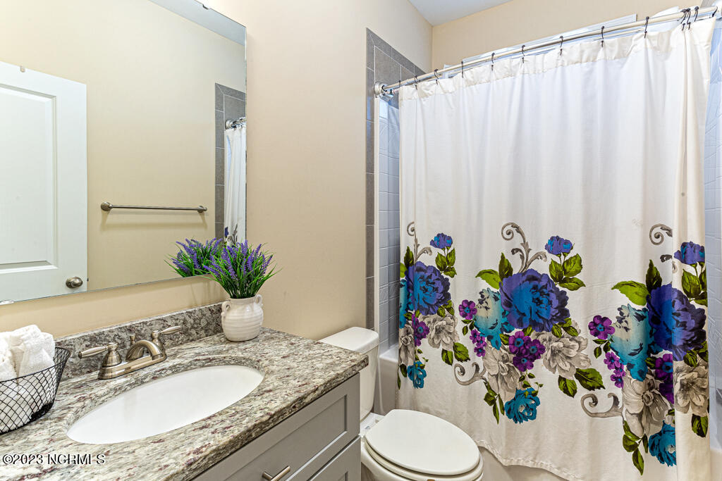 480 Star Ridge Road Carthage, NC 28327 - Photo 29 of 35 Guest Bath