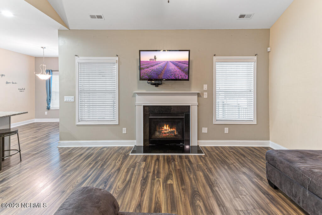 480 Star Ridge Road Carthage, NC 28327 - Photo 6 of 35 Living Room