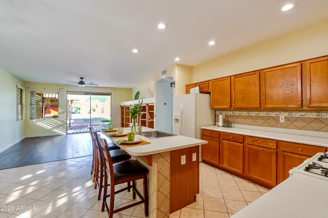 $785,000 | 6788 West Greenbriar Drive, Glendale, AZ 85308