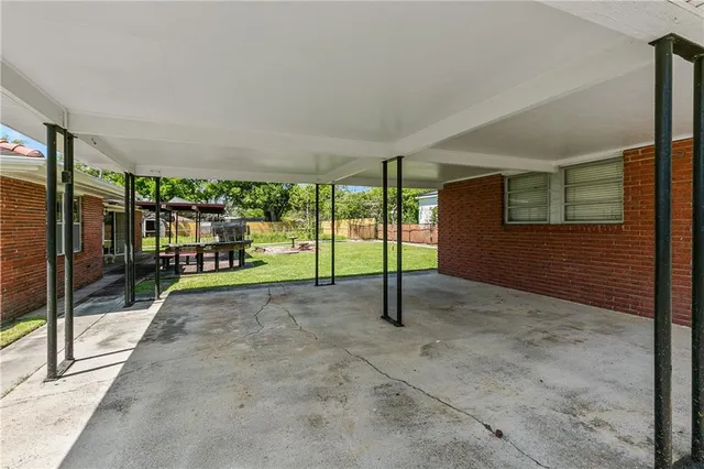 $227,500 | 5942 Warwick Court, New Orleans, LA 70131