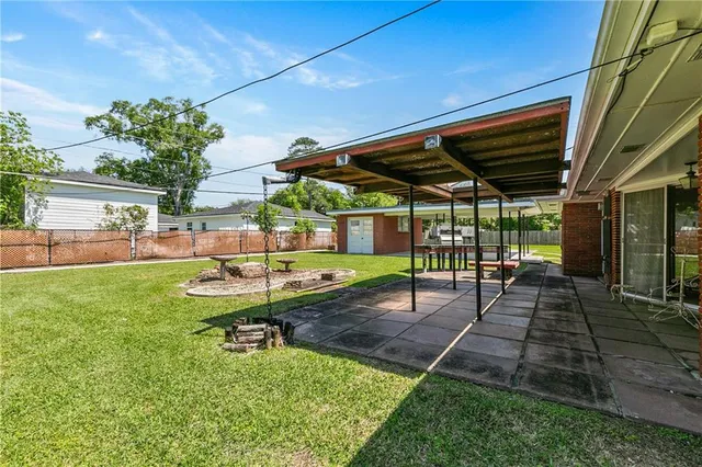 $227,500 | 5942 Warwick Court, New Orleans, LA 70131