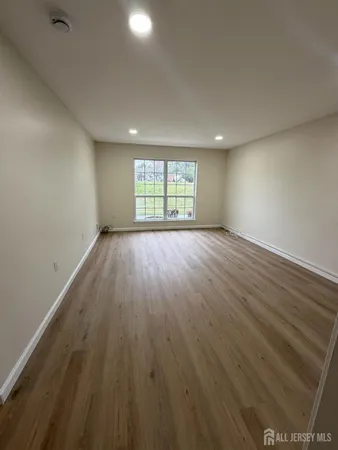 $2,850 | 32 Columbus Drive, Franklin Park, NJ 08823