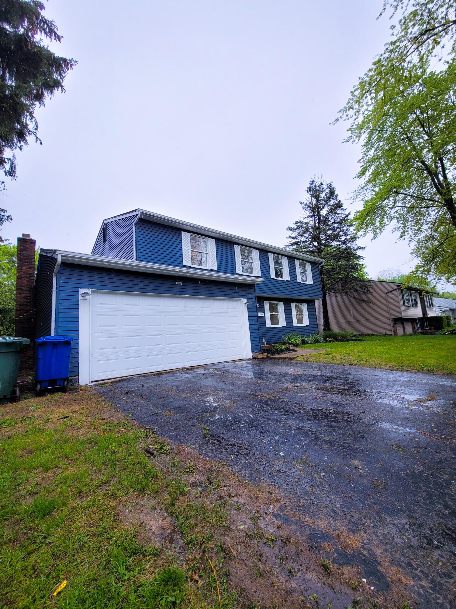 1652 Parkgate Road Columbus, OH 43229 - Photo 2 of 35 PSX_20220506_124027