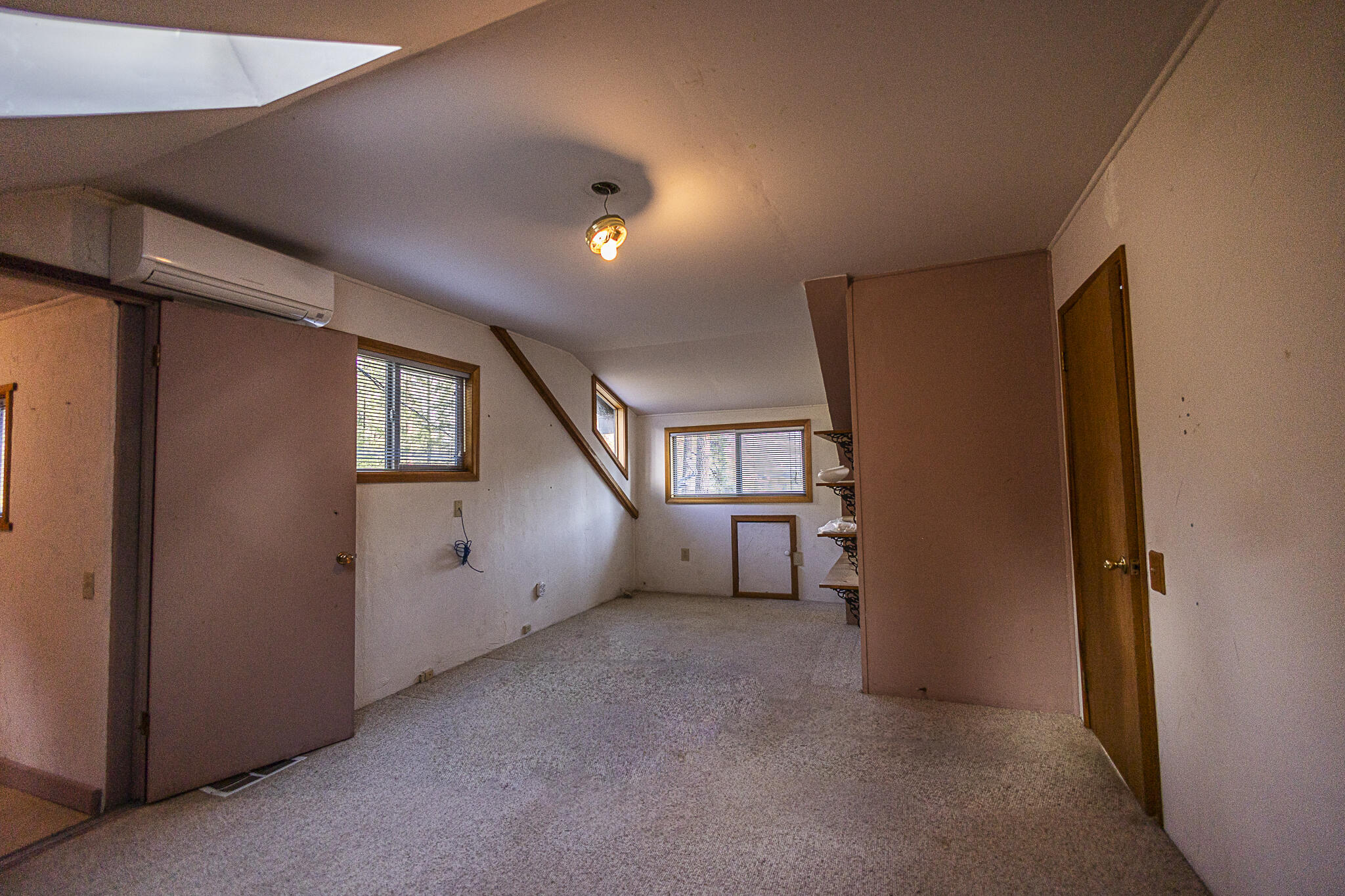 1055 Dunlap Road Jacksonville, OR 97530 - Photo 33 of 64 1055 Dunlap Small-060