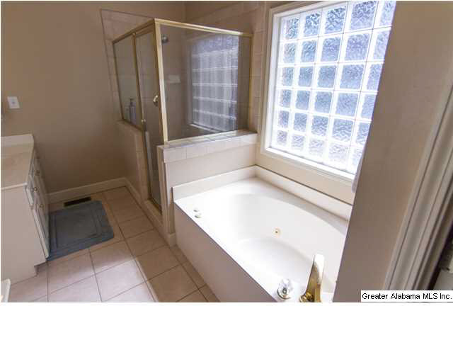 1714 Sandy Ridge Way Birmingham, AL 35244 - Photo 18 of 32