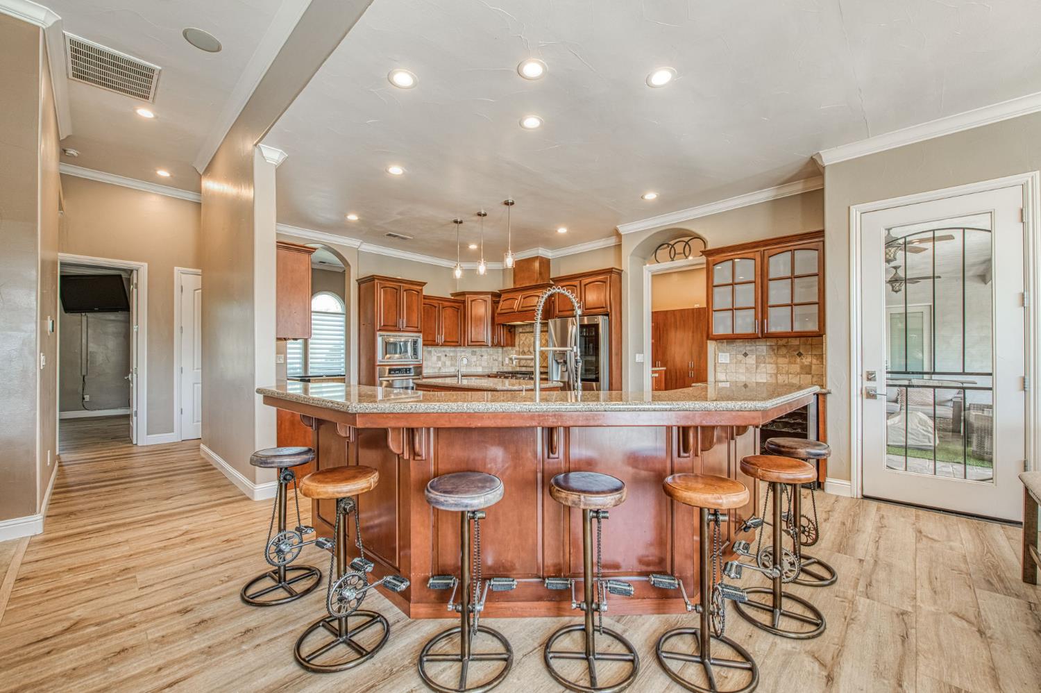 12629 Bronco Road Madera, CA 93636 - Photo 9 of 94