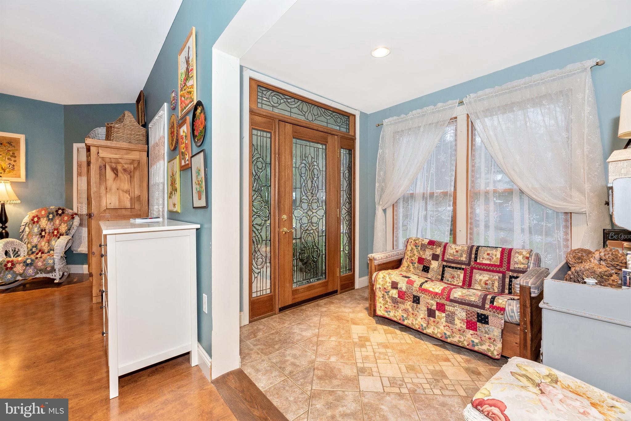 7211 Mountain Church Road Middletown, MD 21769 - Photo 4 of 62 Foyer