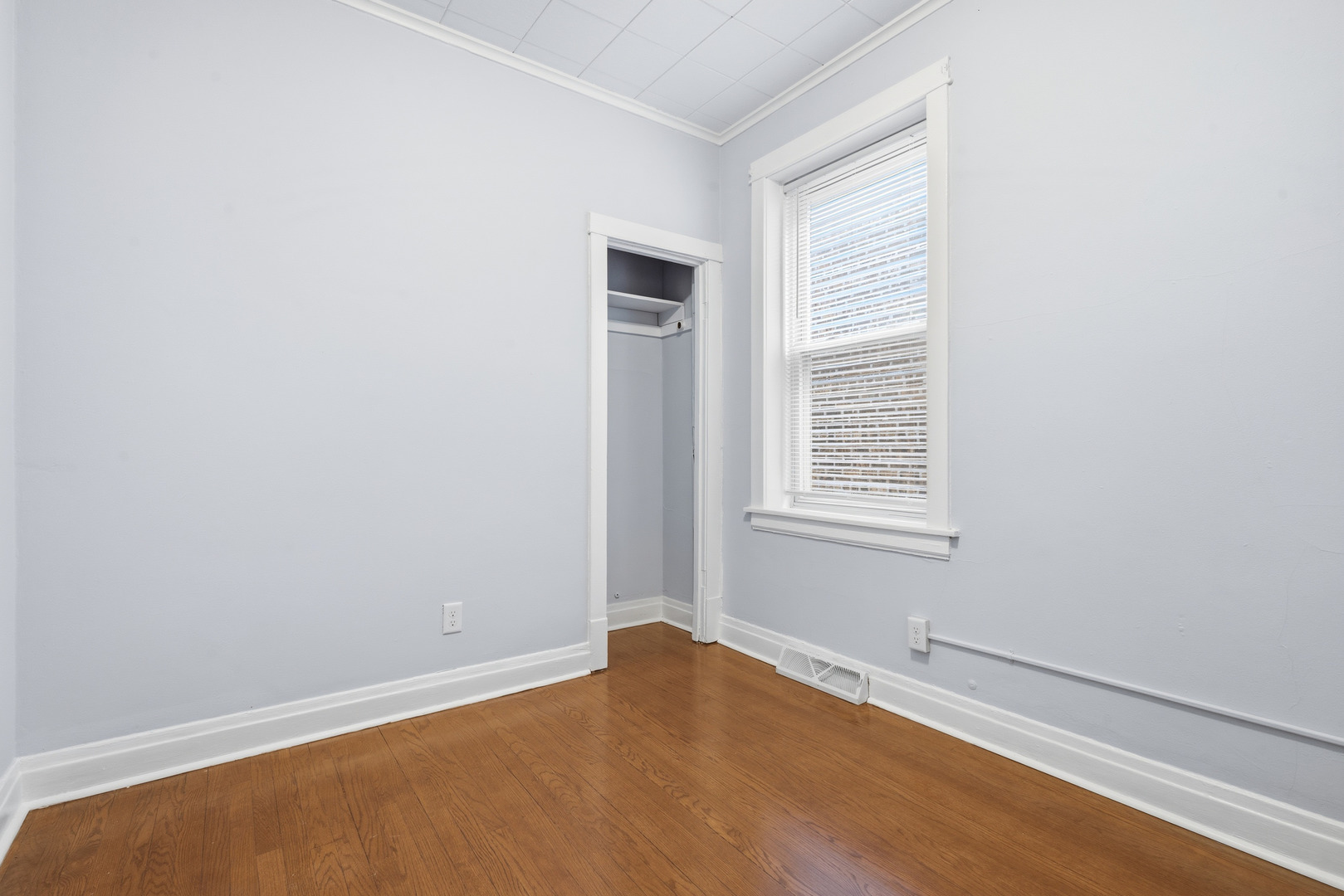 2102 South 50th Avenue Cicero, IL 60804 - Photo 30 of 53 a view of an empty room with a window
