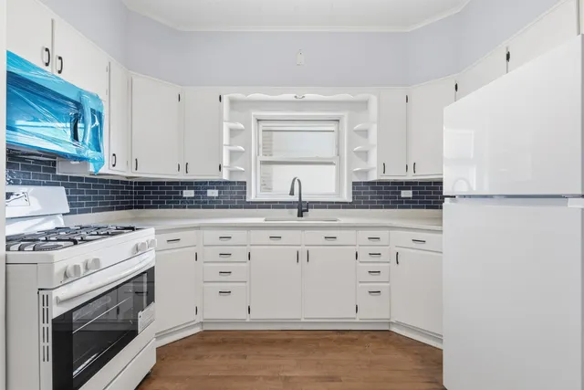 $467,300 | 2102 South 50th Avenue, Cicero, IL 60804