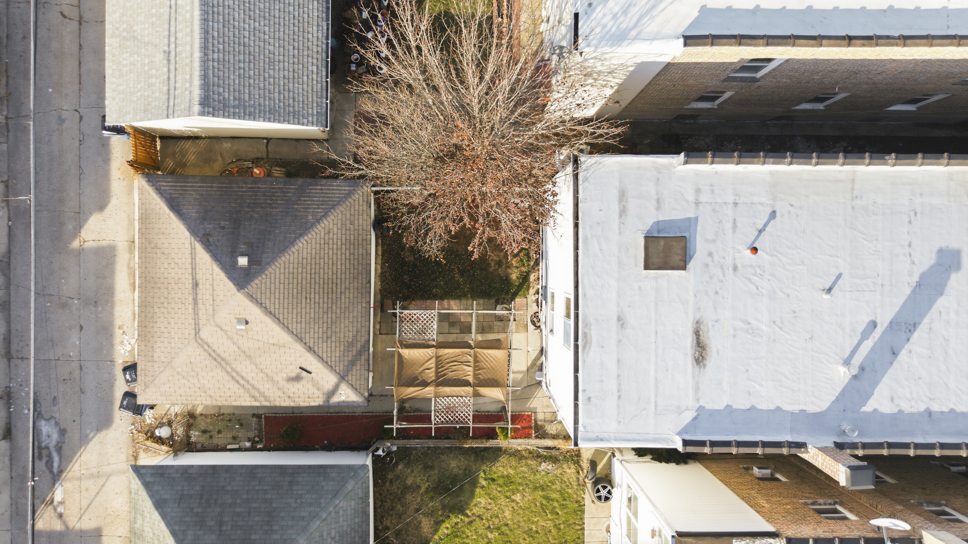 2102 South 50th Avenue Cicero, IL 60804 - Photo 51 of 53 a view of balcony with furniture