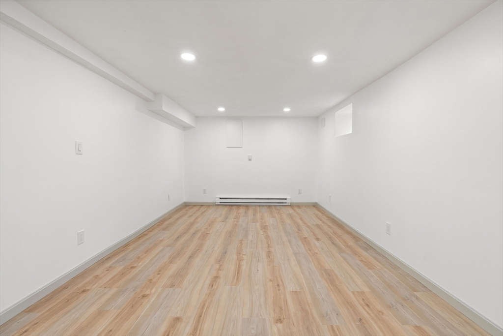 316 Russett Road Chestnut Hill, MA 02467 - Photo 31 of 38