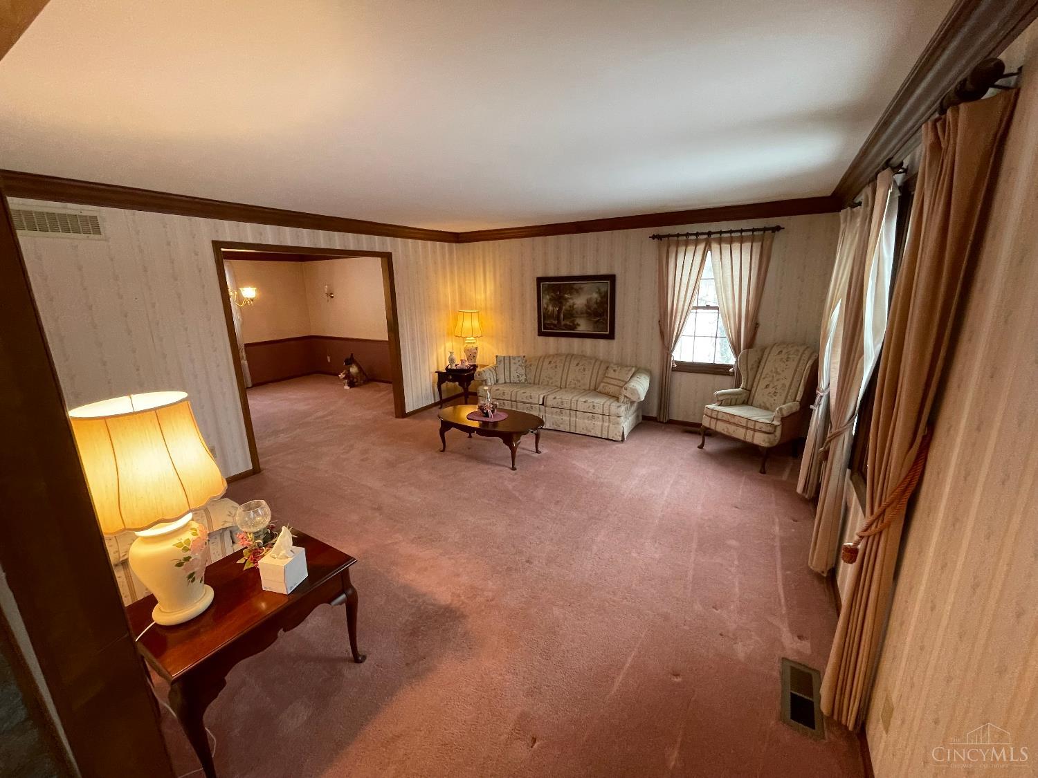 5547 Hubble Road Cincinnati, OH 45247 - Photo 7 of 49 Gallery Image 7