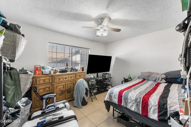 $414,900 | 38609 Glenraven Avenue, Palmdale, CA 93550