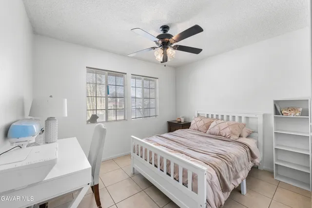 $414,900 | 38609 Glenraven Avenue, Palmdale, CA 93550