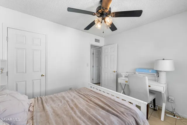 $414,900 | 38609 Glenraven Avenue, Palmdale, CA 93550