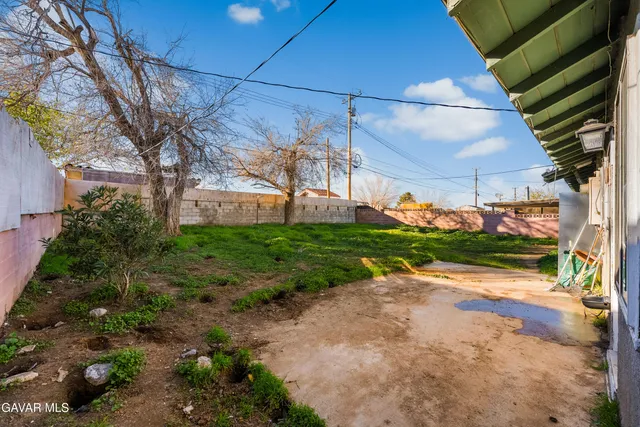 $414,900 | 38609 Glenraven Avenue, Palmdale, CA 93550