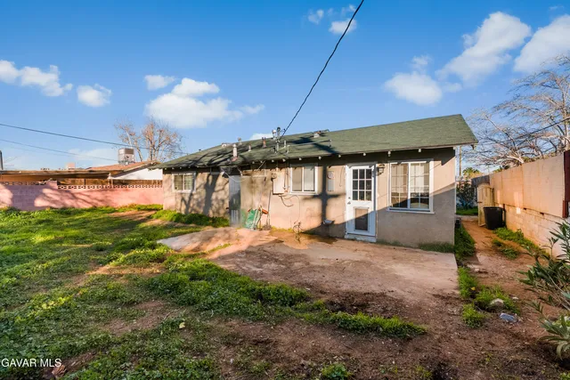 $414,900 | 38609 Glenraven Avenue, Palmdale, CA 93550