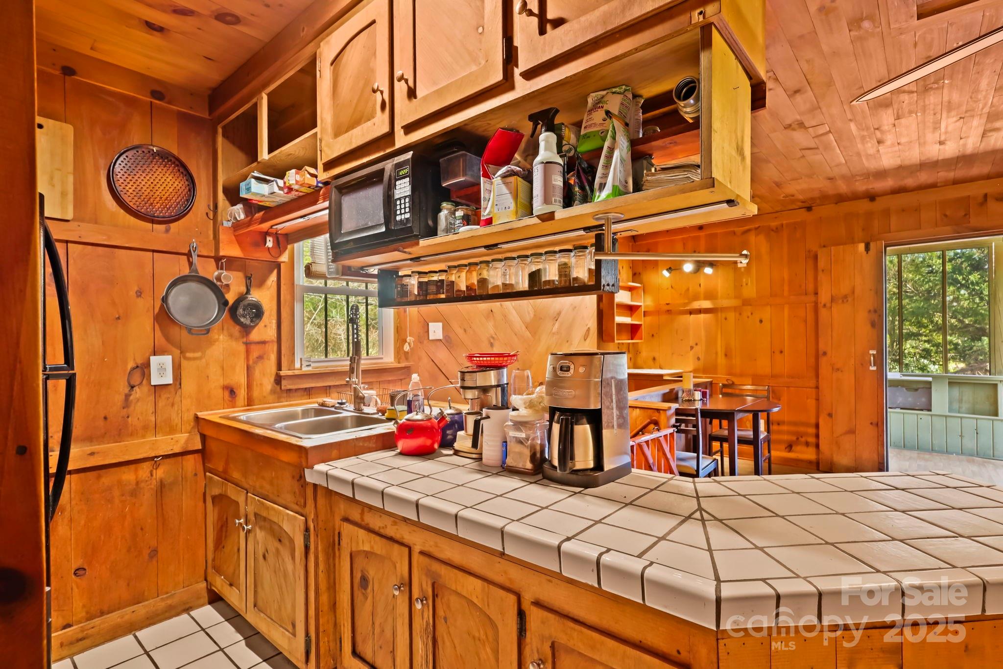 2872 Old Morganton Road Southwest Lenoir, NC 28645 - Photo 17 of 48 Gallery Image 17