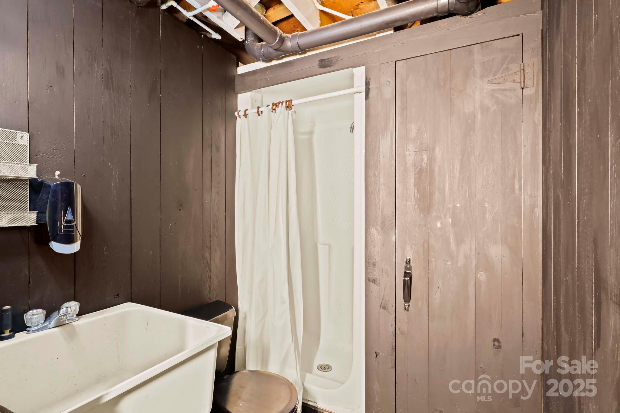 2872 Old Morganton Road Southwest Lenoir, NC 28645 - Photo 33 of 48 Gallery Image 33