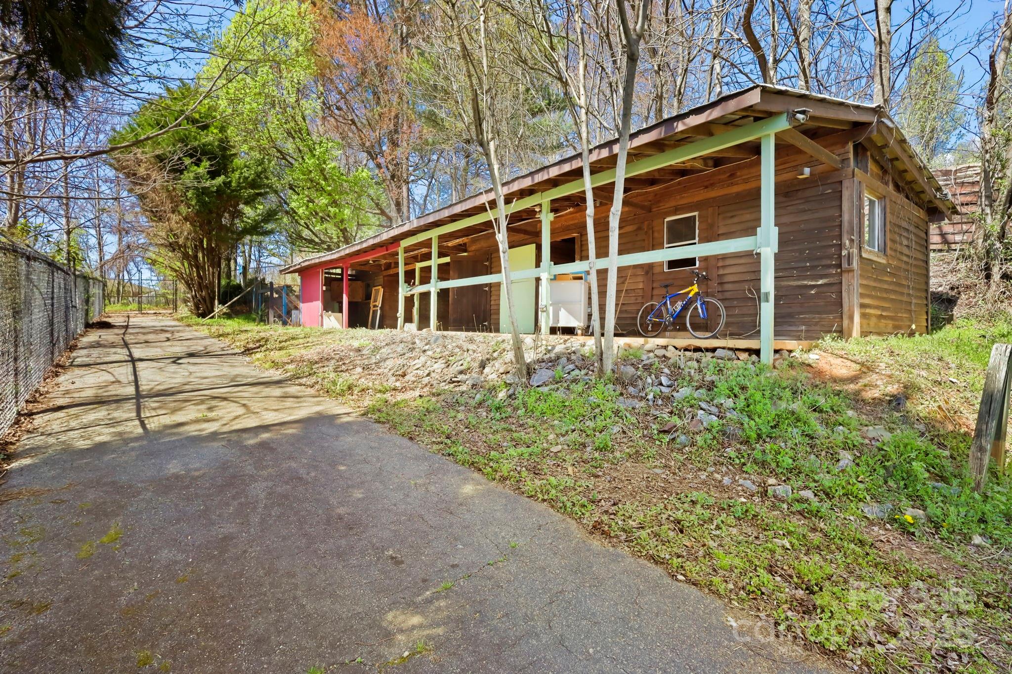 2872 Old Morganton Road Southwest Lenoir, NC 28645 - Photo 40 of 48 Gallery Image 40