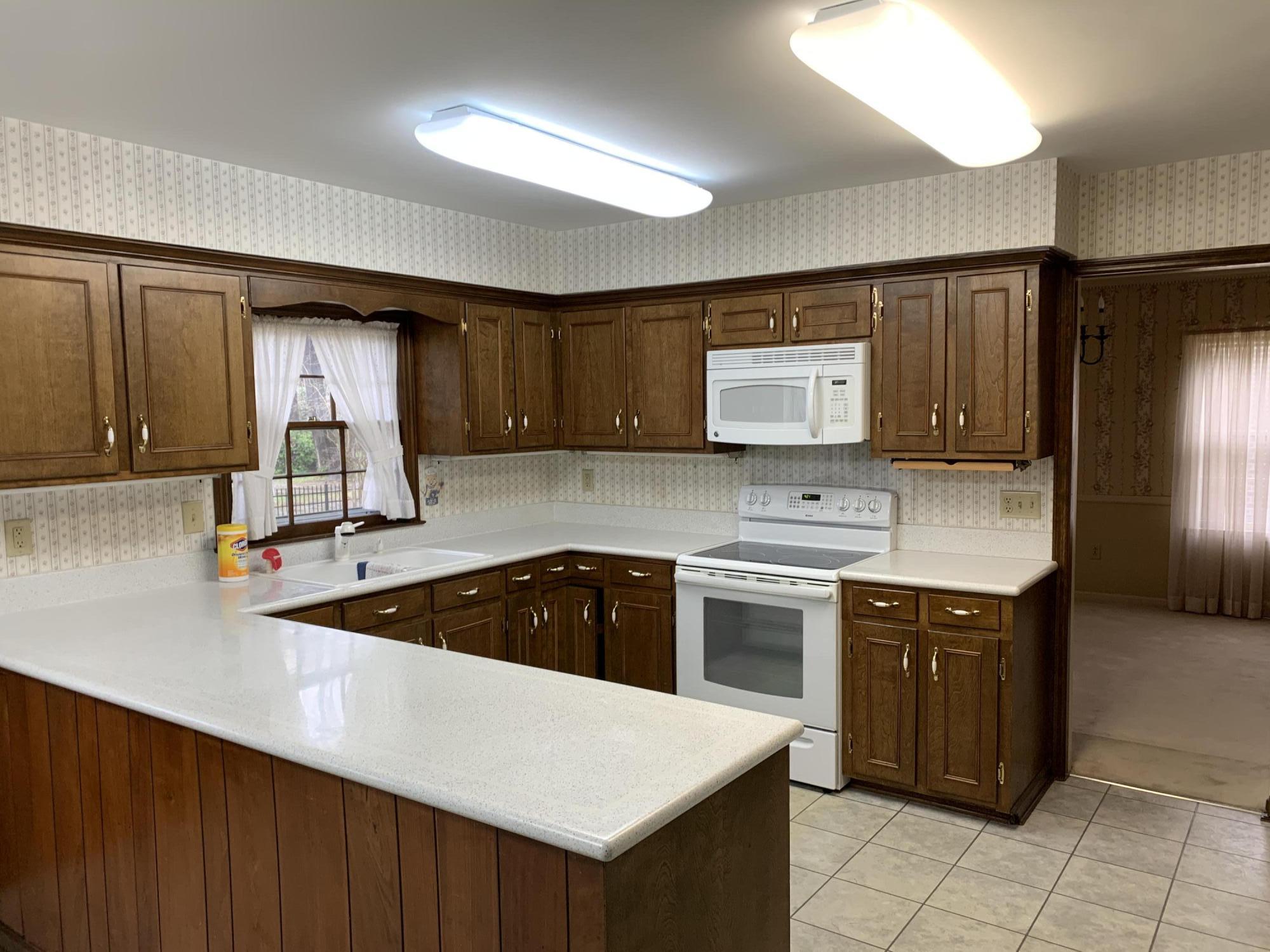 2822 Wofford Road Charleston, SC 29414 - Photo 3 of 32 Kitchen