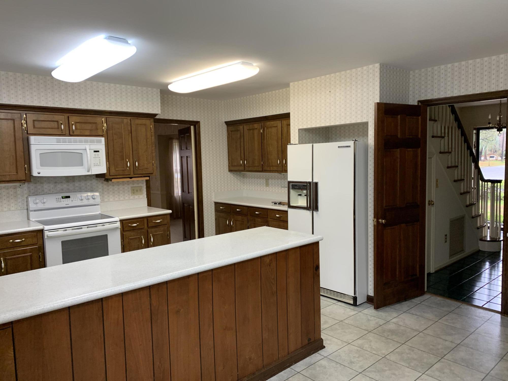 2822 Wofford Road Charleston, SC 29414 - Photo 4 of 32 Kitchen2