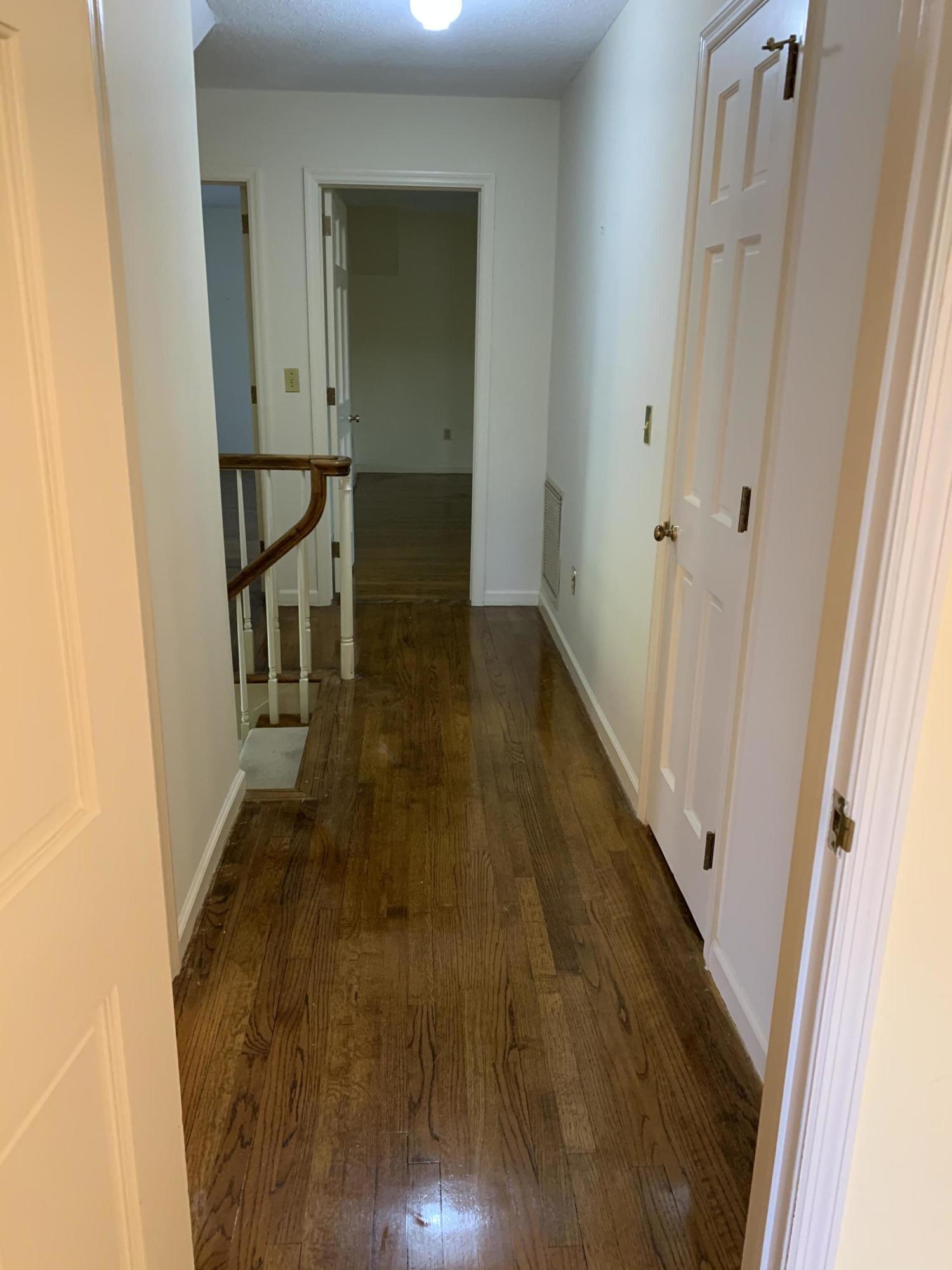 2822 Wofford Road Charleston, SC 29414 - Photo 32 of 32 Hallway