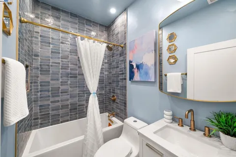 $750,000 | 857 McElroy Street, Oakland, CA 94607