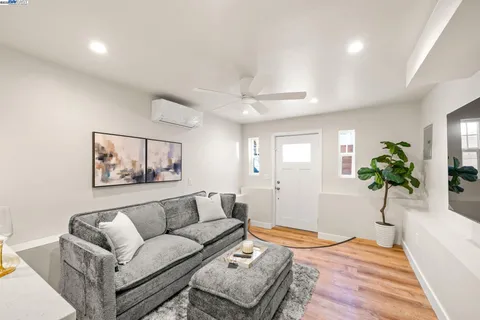 $750,000 | 857 McElroy Street, Oakland, CA 94607