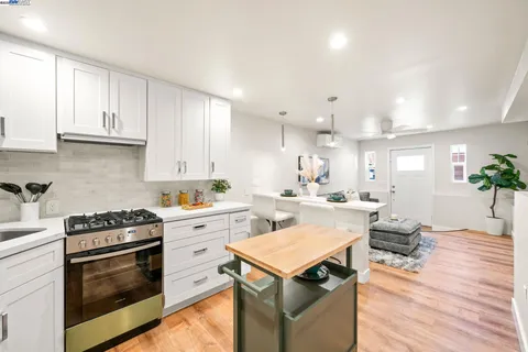 $750,000 | 857 McElroy Street, Oakland, CA 94607