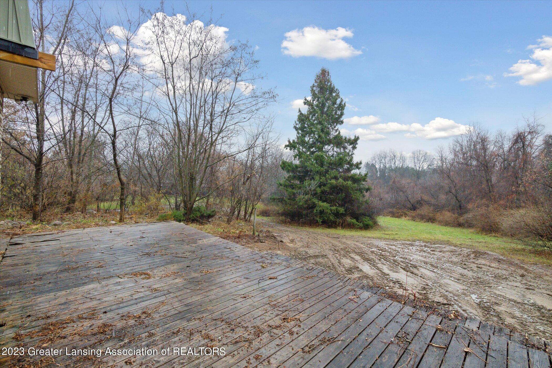 700 Frick Road Leonard, MI 48367 - Photo 51 of 66 50-700-Frick-Rd-Leonard-MI-48367-WindowS