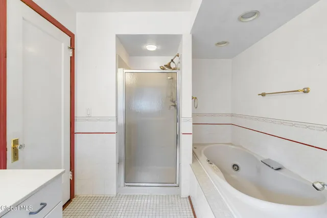 $335,000 | 431 Delaware Avenue, Bethlehem, NY 12054