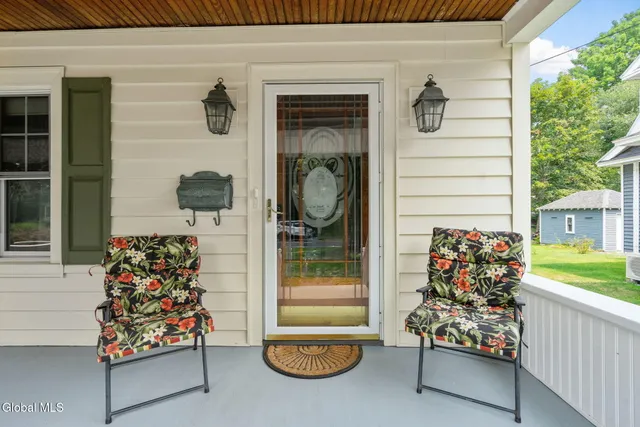 $335,000 | 431 Delaware Avenue, Bethlehem, NY 12054