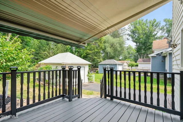 $335,000 | 431 Delaware Avenue, Bethlehem, NY 12054