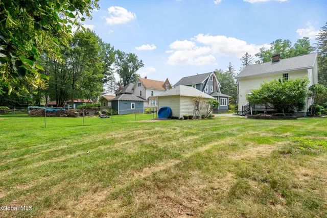 $335,000 | 431 Delaware Avenue, Bethlehem, NY 12054