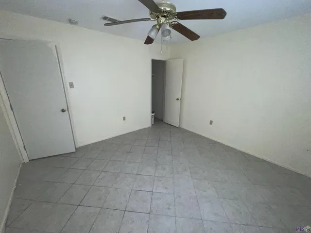 $180,900 | 6822 Oak Park Drive, Baton Rouge, LA 70812