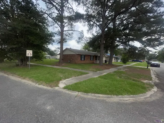 $180,900 | 6822 Oak Park Drive, Baton Rouge, LA 70812