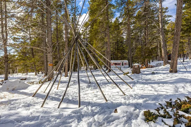 $199,900 | 10486 Casper Mountain Road, Casper, WY 82601