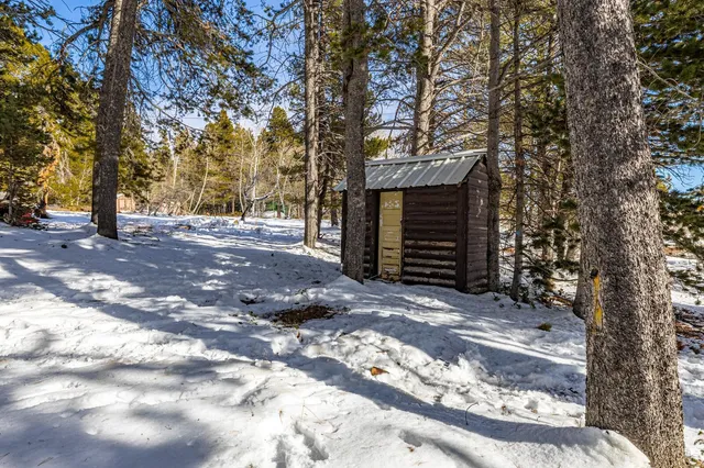 $199,900 | 10486 Casper Mountain Road, Casper, WY 82601