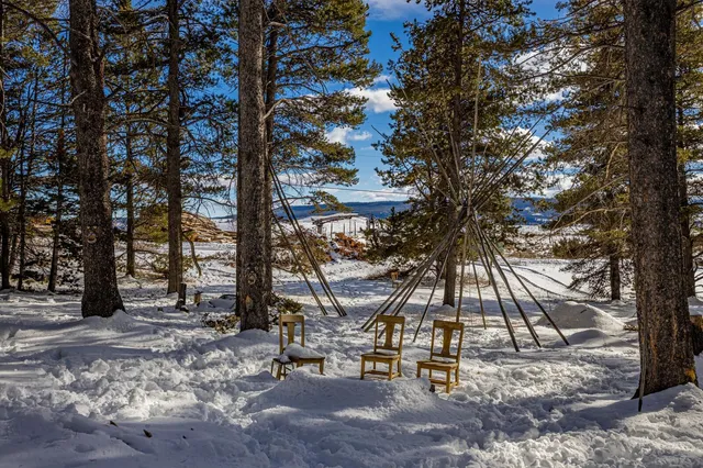 $199,900 | 10486 Casper Mountain Road, Casper, WY 82601