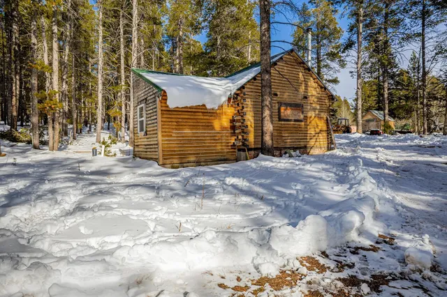 $199,900 | 10486 Casper Mountain Road, Casper, WY 82601