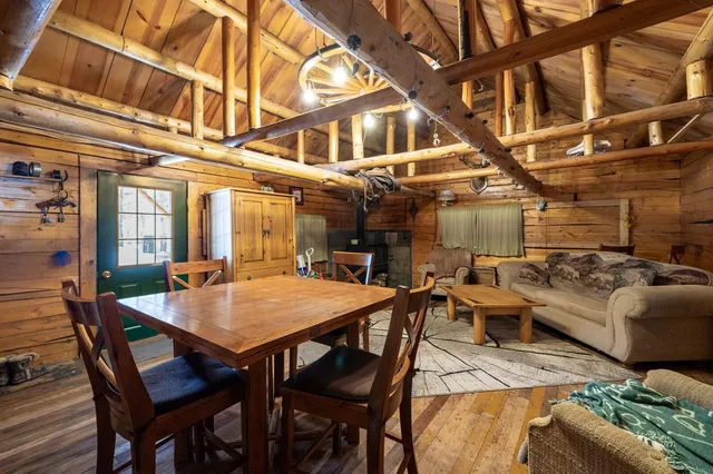 $199,900 | 10486 Casper Mountain Road, Casper, WY 82601