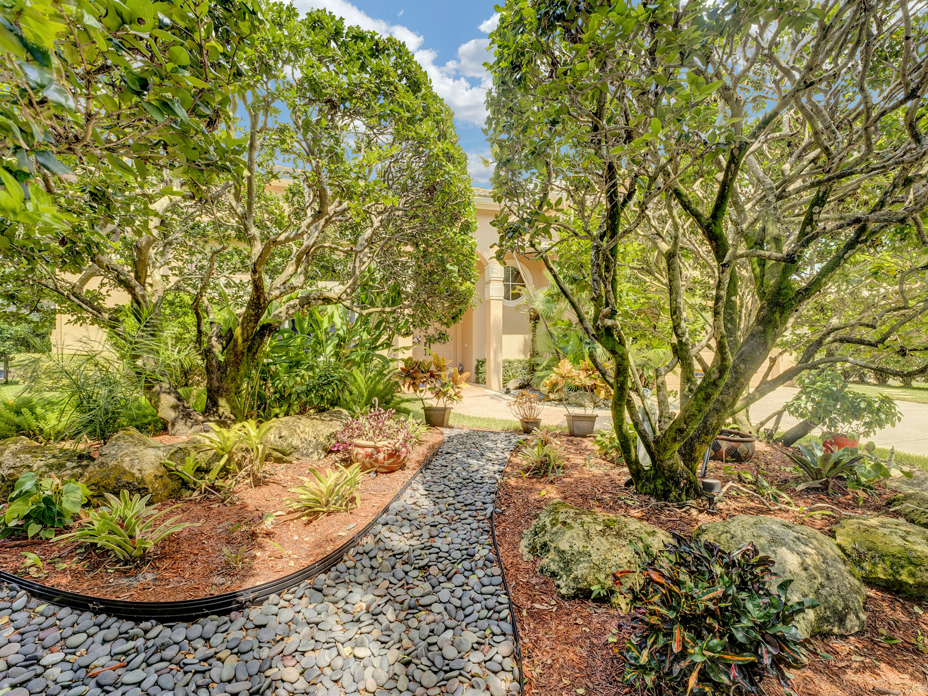 20456 San Rafael Court Boca Raton, FL 33498 - Photo 4 of 64 DSC04761