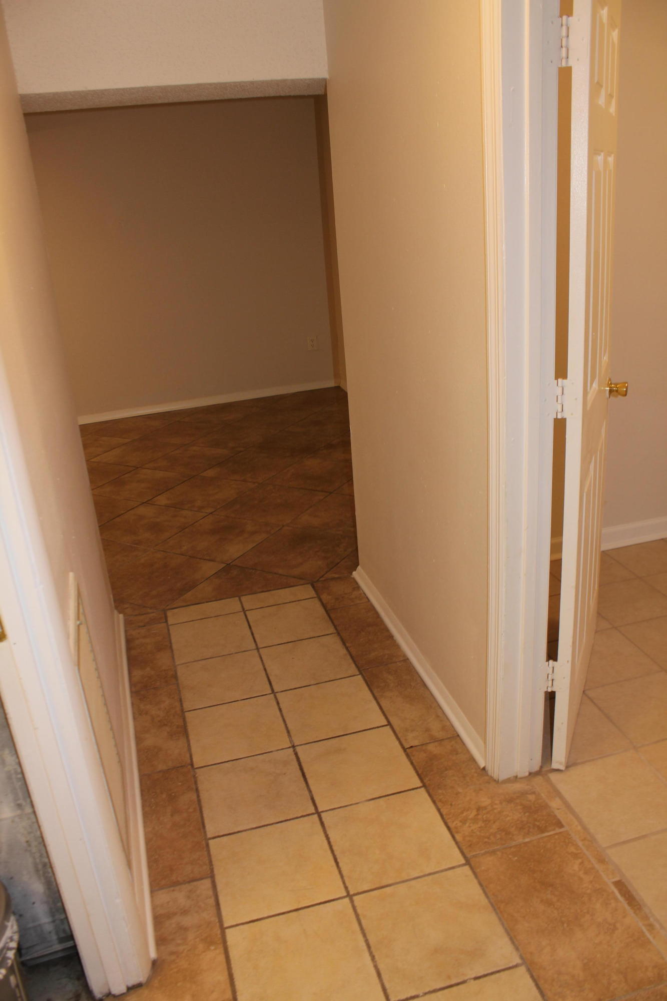 90 Frawley Road Chattanooga, TN 37412 - Photo 14 of 29 IMG_4467