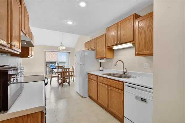 $163,900 | 610 West Ashland Street, Nevada, MO 64772